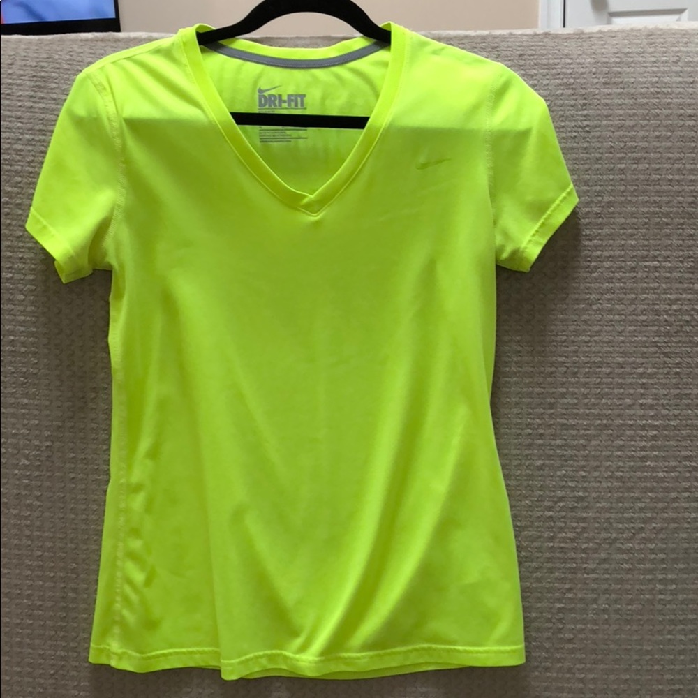 Women’s Med Nike V-neck